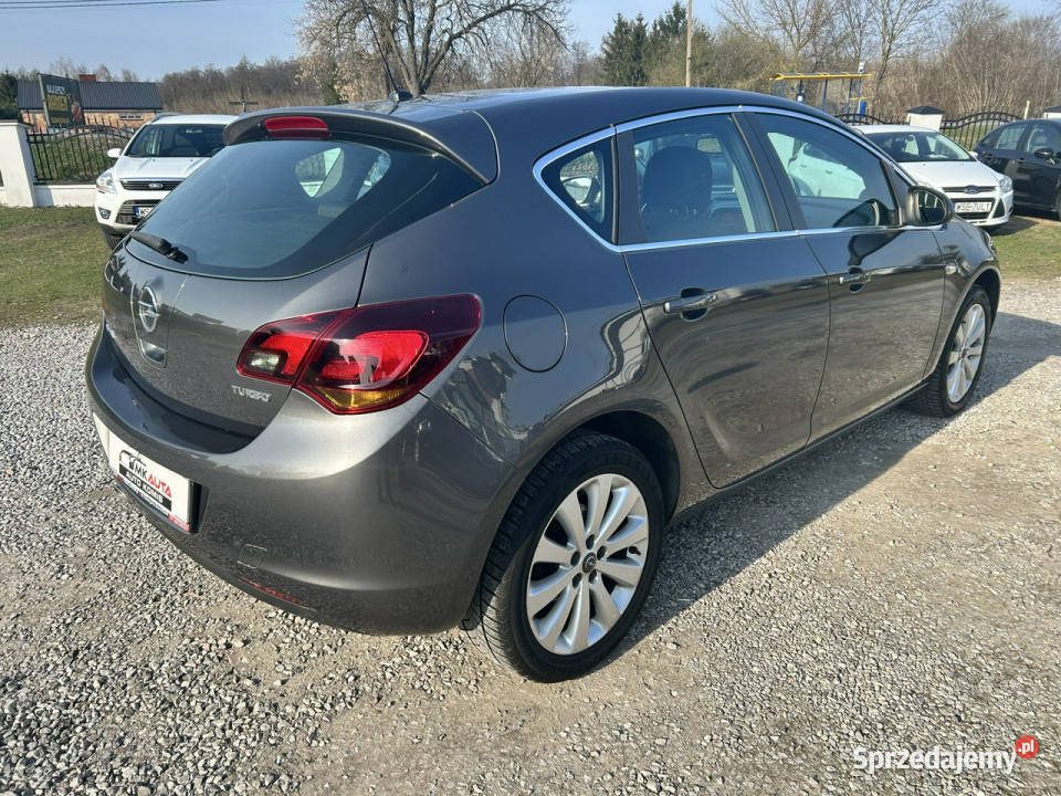 Opel Astra Cosmo J 20092019 Nowe Iganie