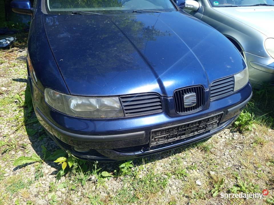SEAT Leon 16 benzyna 2002 czesci Rok produkcji 2002 podkarpackie Rzeszów