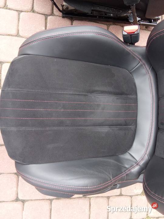 Sprzedam dwa fotele osobowe sprzedam