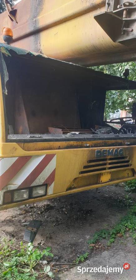 Uszkodzony dźwig terenowy samojezdy Demag AC 120 Dźwigi, podnośniki warmińsko-mazurskie Dobre Miasto