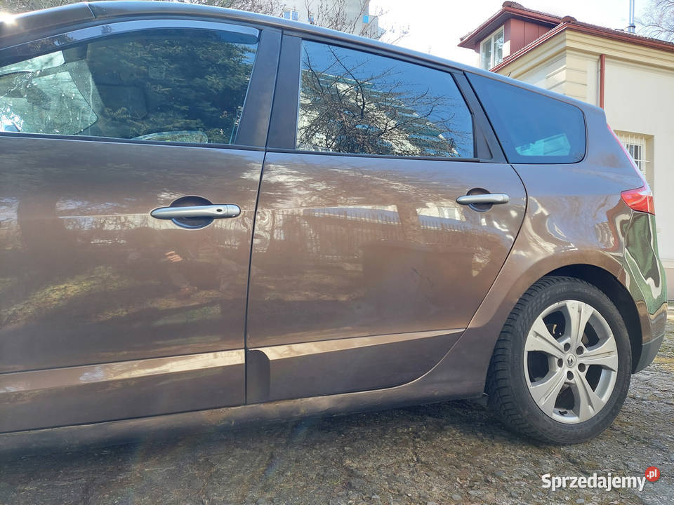 Renault Grand Scenic III 2009 16 16V LPG hak 7os Grand Scenic Samochody osobowe Paszyn