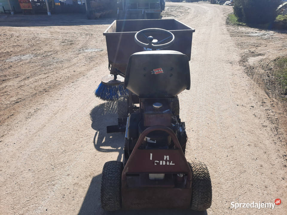 Zamiatarko ścielarka ze ściągaczką do obór i Czerkiesy
