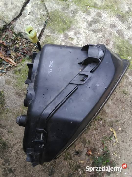 Lampa przednia Honda CBR 600rr reflektor