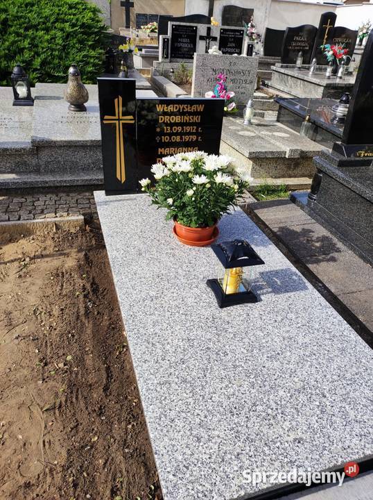 Granit strzegomski nagrobki z montażem na śląskie Lubliniec