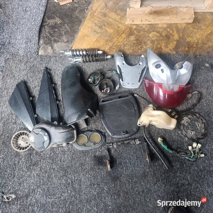 Sprzedam używane i nowe części do Skutera sprzedam