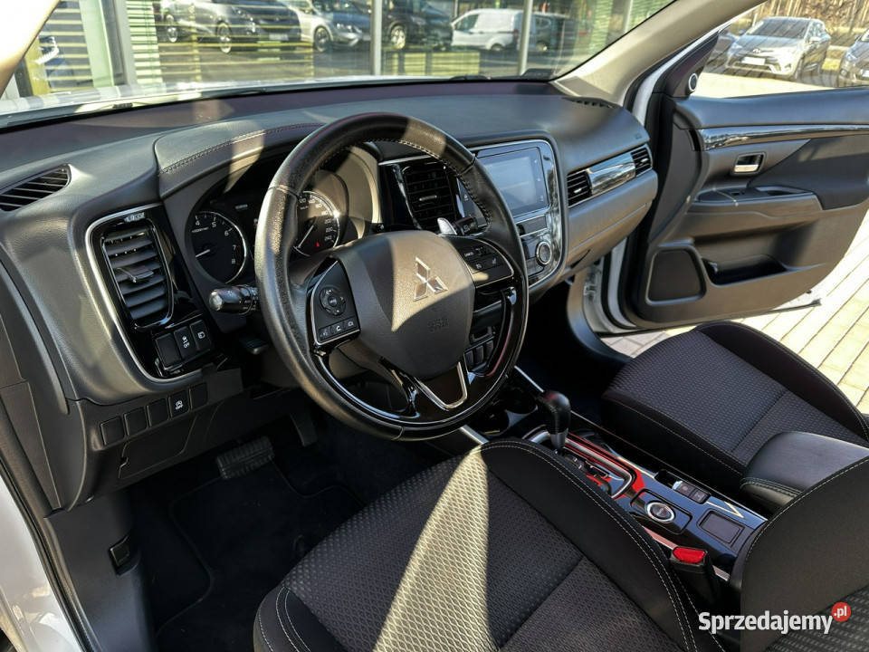 Mitsubishi Outlander 7osób 1rej2019 Łopatki bluetooth Kąty Opolskie