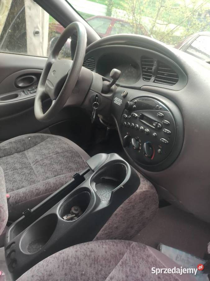 Wnętrze kanapy fotele Ford Taurus