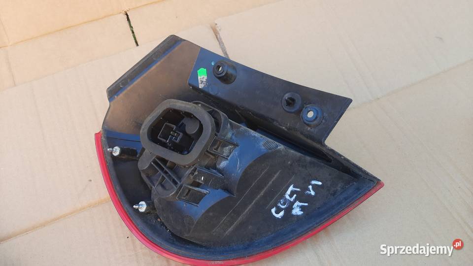 lampa tylna prawa lewa Mitsubishi Colt VI z30 osobowe Dębno