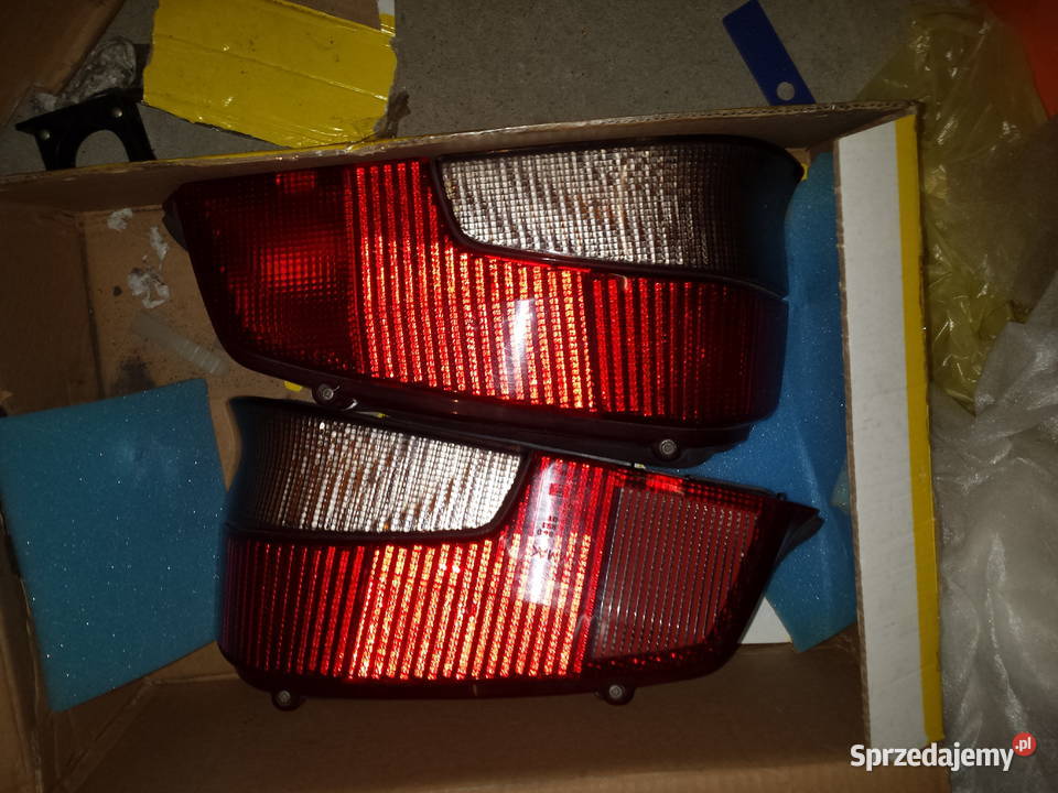 Lampy tylne Peugeot 106r model 1 1996r osobowe Mielec