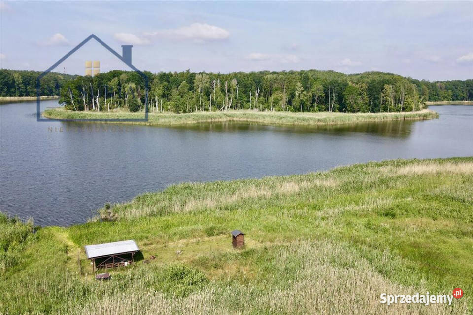 Wyjątkowa działka z linią brzegową jeziora