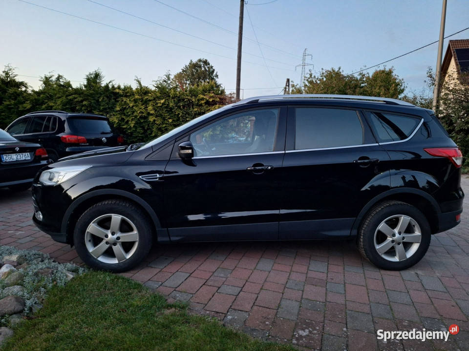 Ford Kuga Zarejestrowany Klimatyzacja Tempomat relingi dachowe Załom