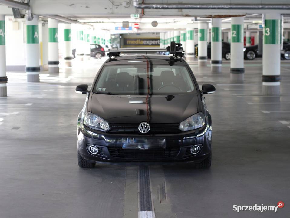 Volkswagena Golf VI 6 Kombi 16 TDI BlueMotion wielofunkcyjna kierownica Golf pomorskie