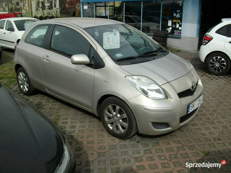 Toyota Yaris Idealny stan II właściciel 14101 śląskie Katowice