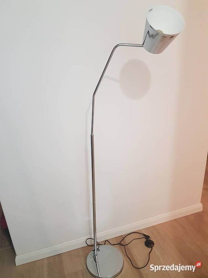 Lampa stojąca w kolorze srebnym mazowieckie