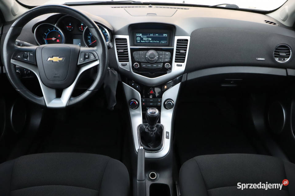 Chevrolet Cruze 18 i 16V światła przeciwmgielne Zabrze