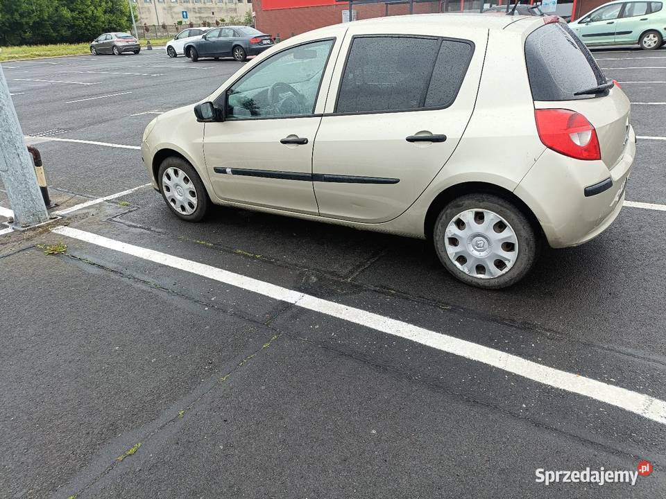 Renault Clio BenzynaLPG wielofunkcyjna kierownica Clio Sieradz