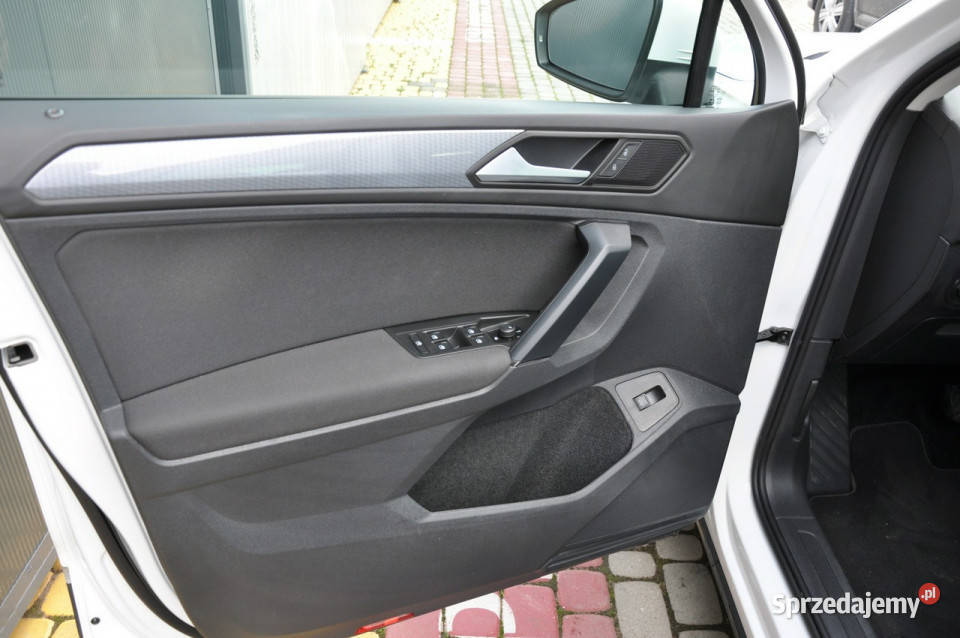Volkswagen Tiguan 15 TSI 150 DSG Life Kamera El Stalowa Wola