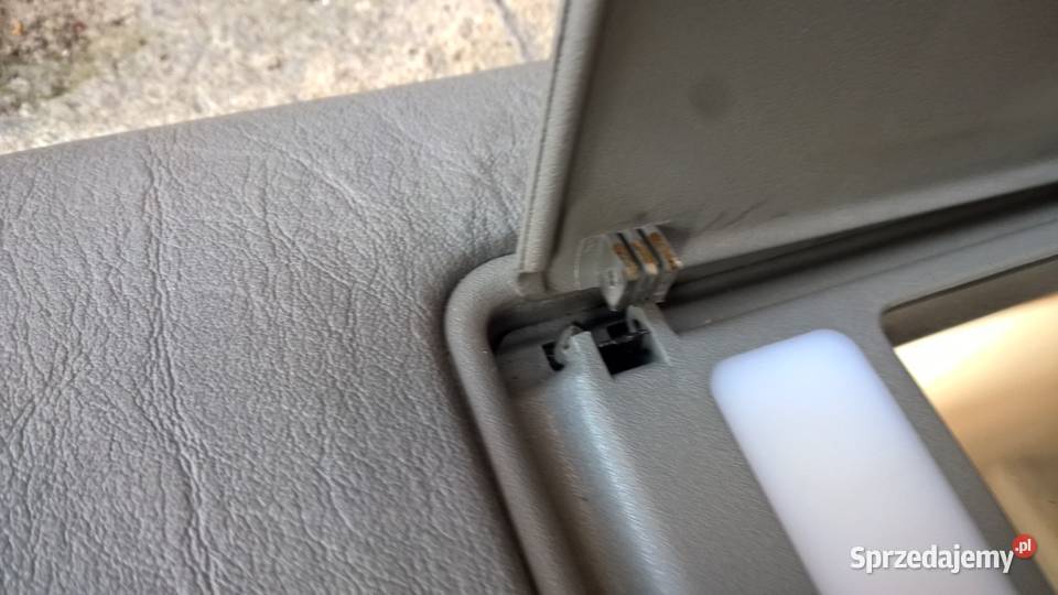 Schowek deski wiązka podświetlane daszki panel osobowe sprzedam