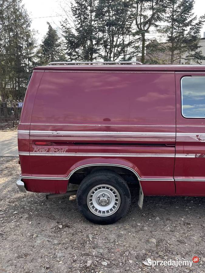 Ford Econoline E150 XL 50 V8 mazowieckie