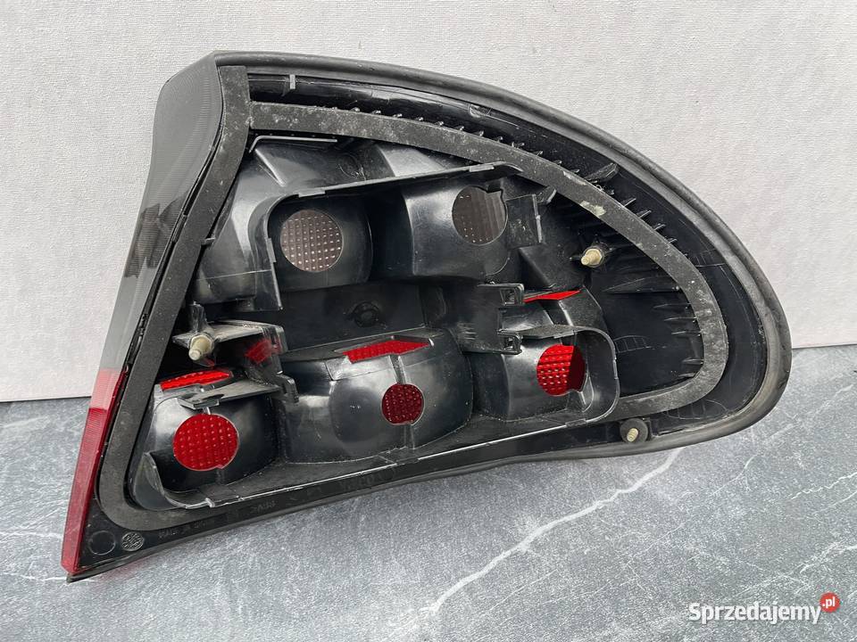 OPEL TIGRA LEWA LAMPA TYŁ Ostroróg