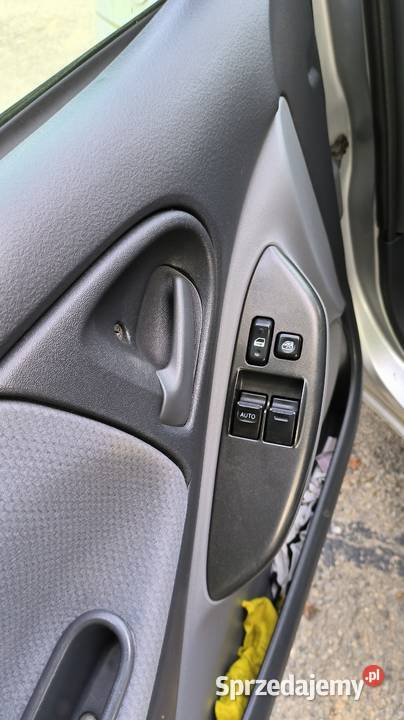 Fajne małe miejskie auto Toyota Yaris benzyna Bielsko-Biała sprzedam