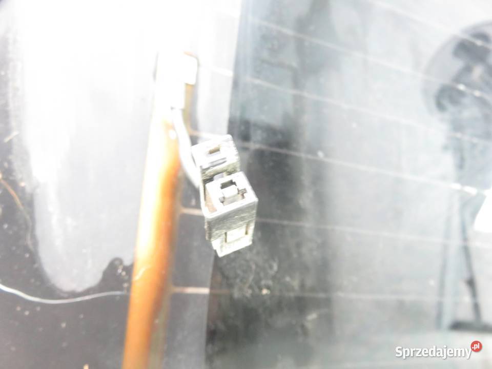 SZYBA TYLNA HUMMER H2