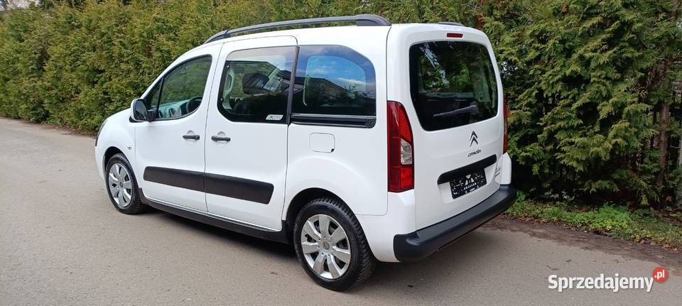 100 Bezwypadkowy oryginalny przebieg Rok produkcji 2013 lubelskie sprzedam