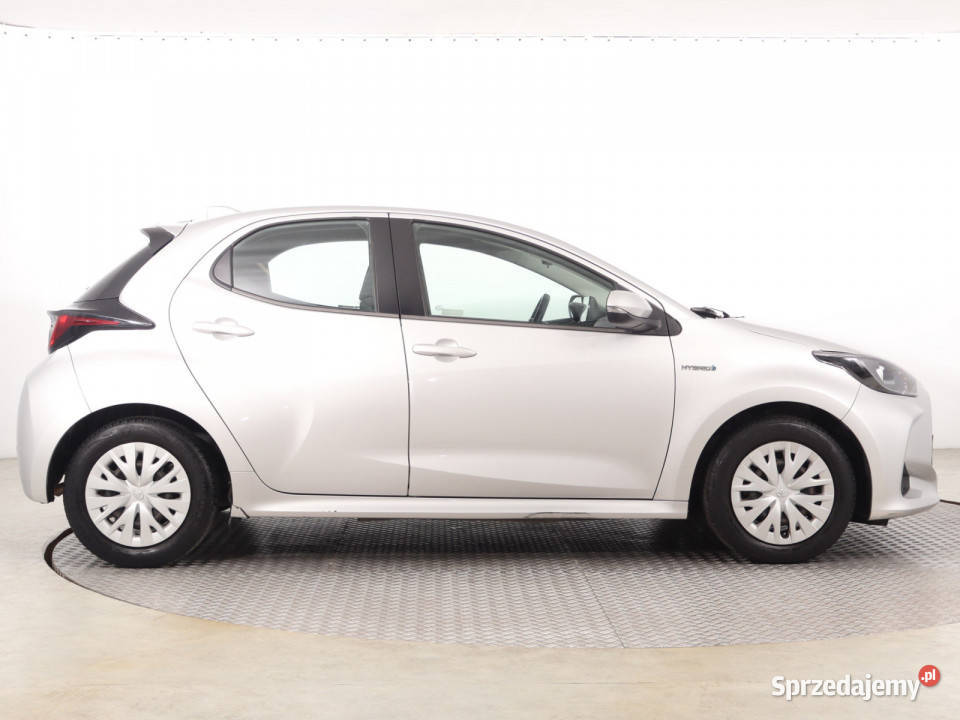 Toyota Yaris 15 Hybrid isofix Katowice