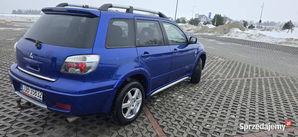 Mitsubishi Outlander 24 BG napęd 4x4 2396cm3 Outlander Chełm