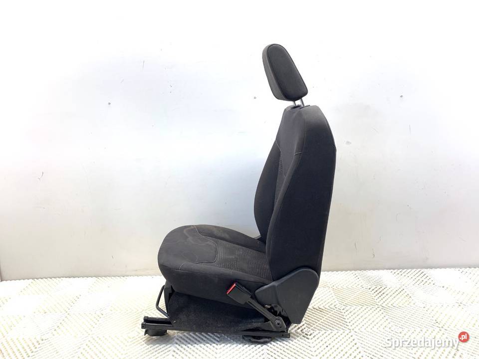 FOTEL PRAWY PRZÓD FORD TRANSIT COURIER Minivan podkarpackie