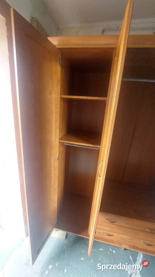 Duża szafa ubraniowa 4d2s Poznań