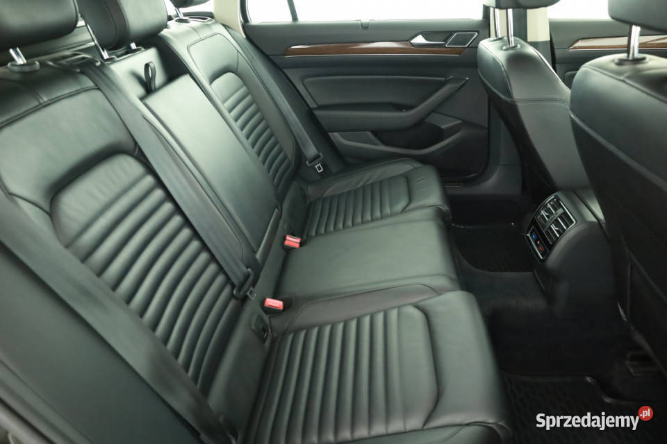 VW Passat 18 TSI nieuszkodzony Piaseczno sprzedam