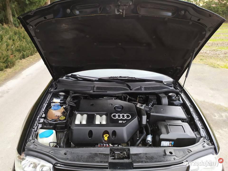 Czarne Audi A3 18 BG Sekwencja 2002 Szyberdach Świdnik