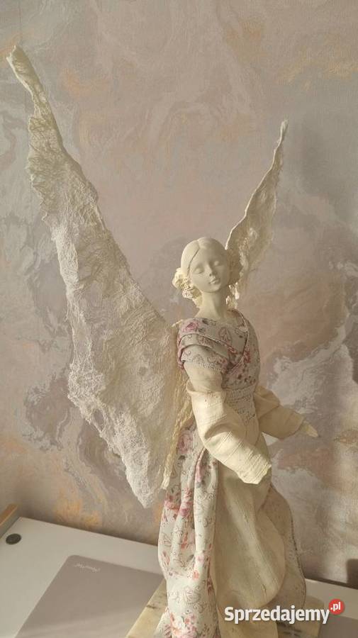 Anioł w ozdobnej sukni styl japoński Zamość