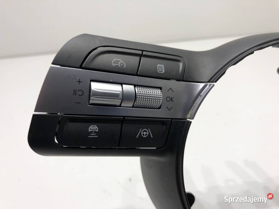 PRZEŁĄCZNIKI KIEROWNICY HYUNDAI KONA SX2 sprzedam