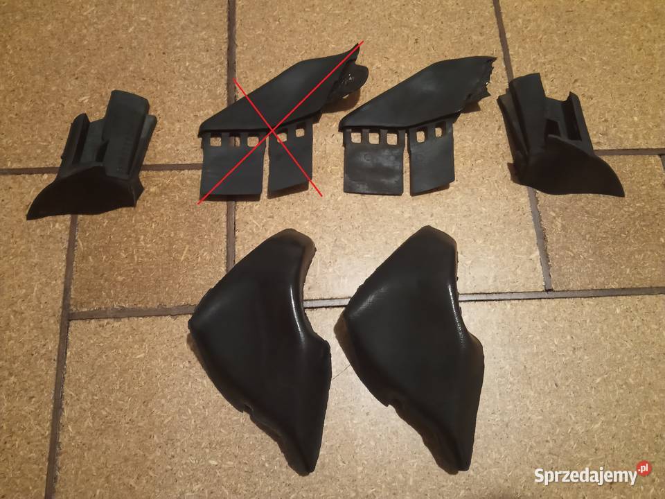 Audi 80 B4 Uszczelka drzwi prawy tył 8A0839158 Dębica