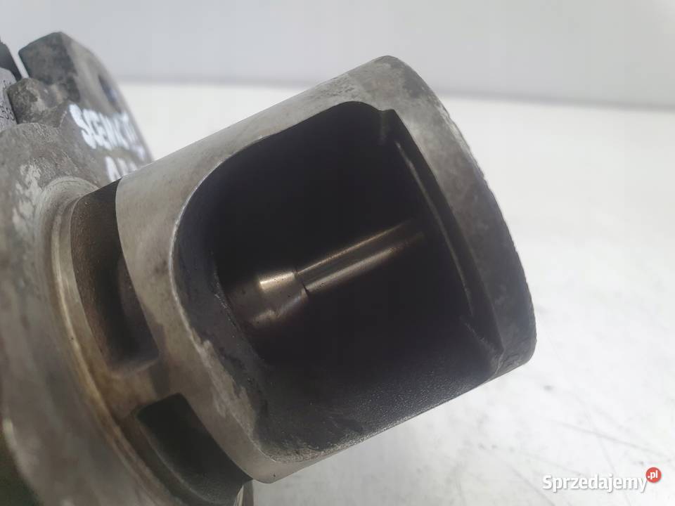 Renault Scenic III 15 DCI ZAWÓR EGR spalin Rudka