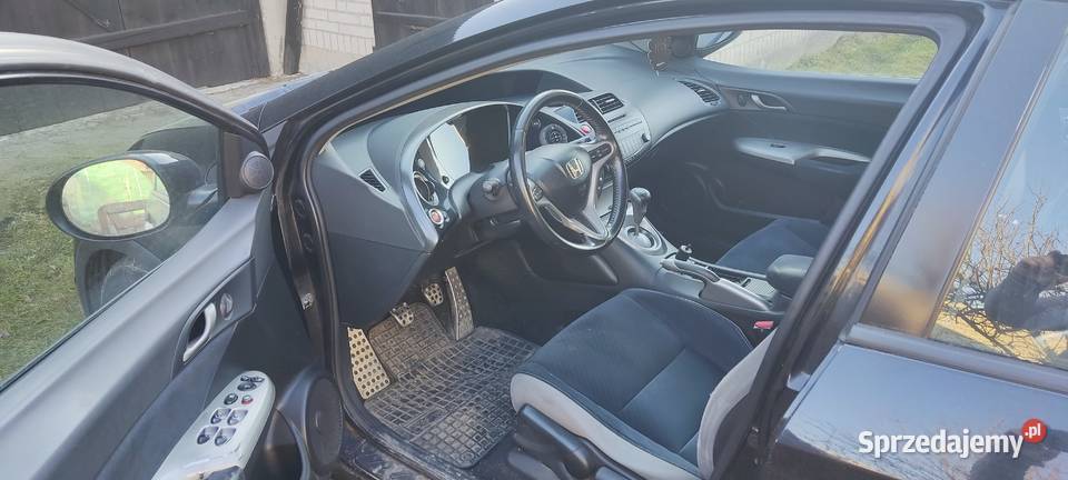 HONDA Civic VIII Uszkodzona Siekierki