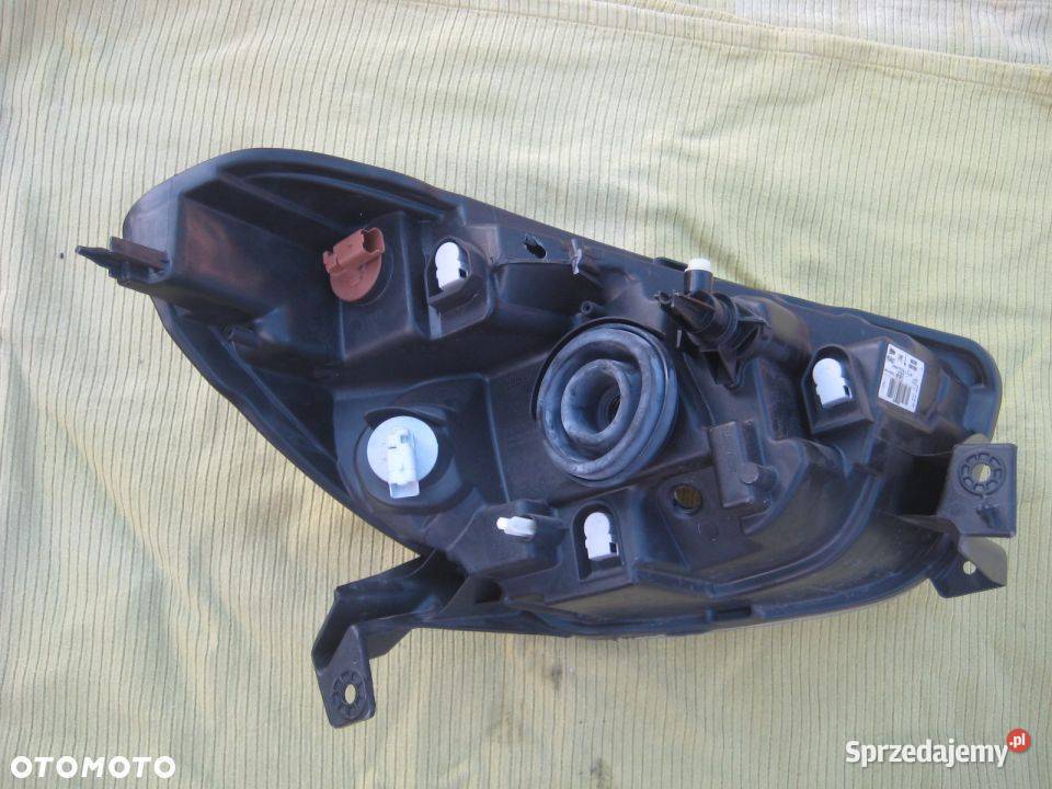 DACIA DOKKER 1215R LAMPA PRZÓD LEWA 90007665 sprzedam