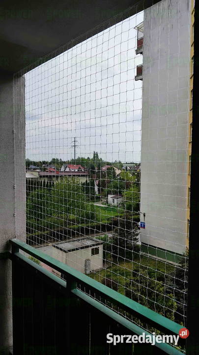 Montowanie siatki na balkon kota Warszawa siatki