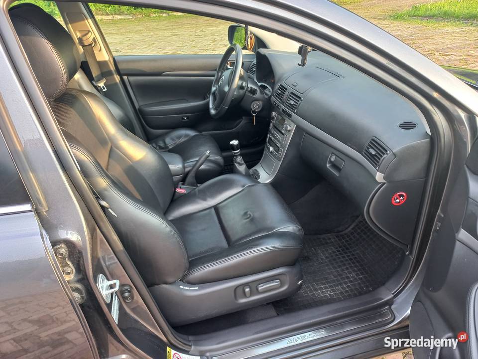 Toyota avensis t25 2007 r 20 d4d lift 2000cm3 Zamość sprzedam