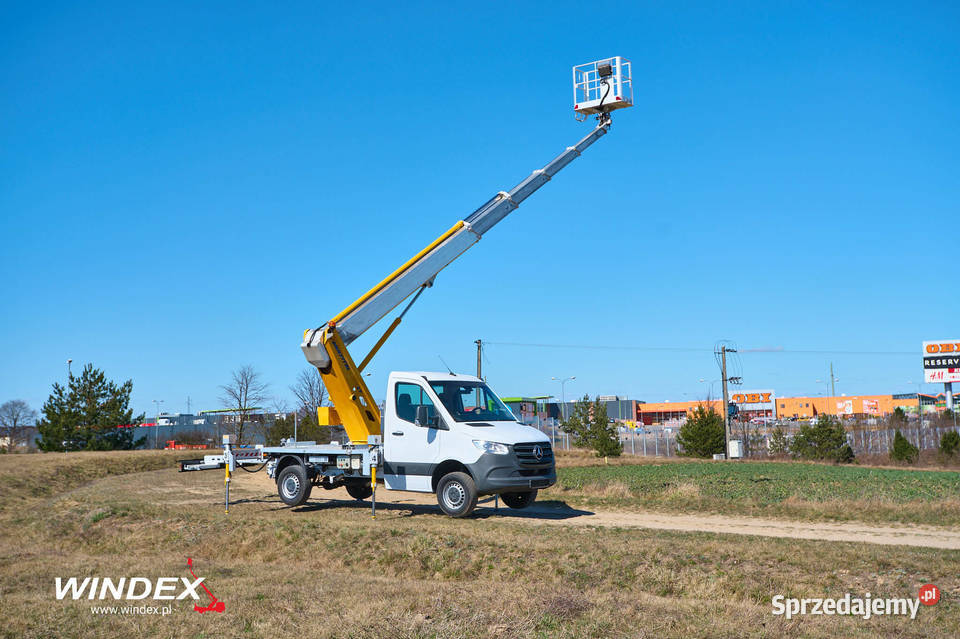Podnośnik koszowy Multitel MTE 270