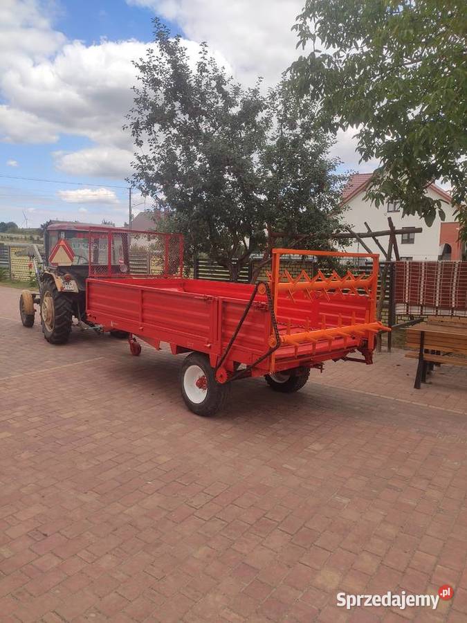 Przyczepka 4 tony rozrzutnik obornika 1 osiowy sprzedam