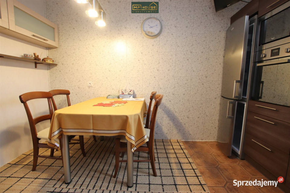 sprzedaży mieszkania Wałbrzych 748m2 3 pokoje