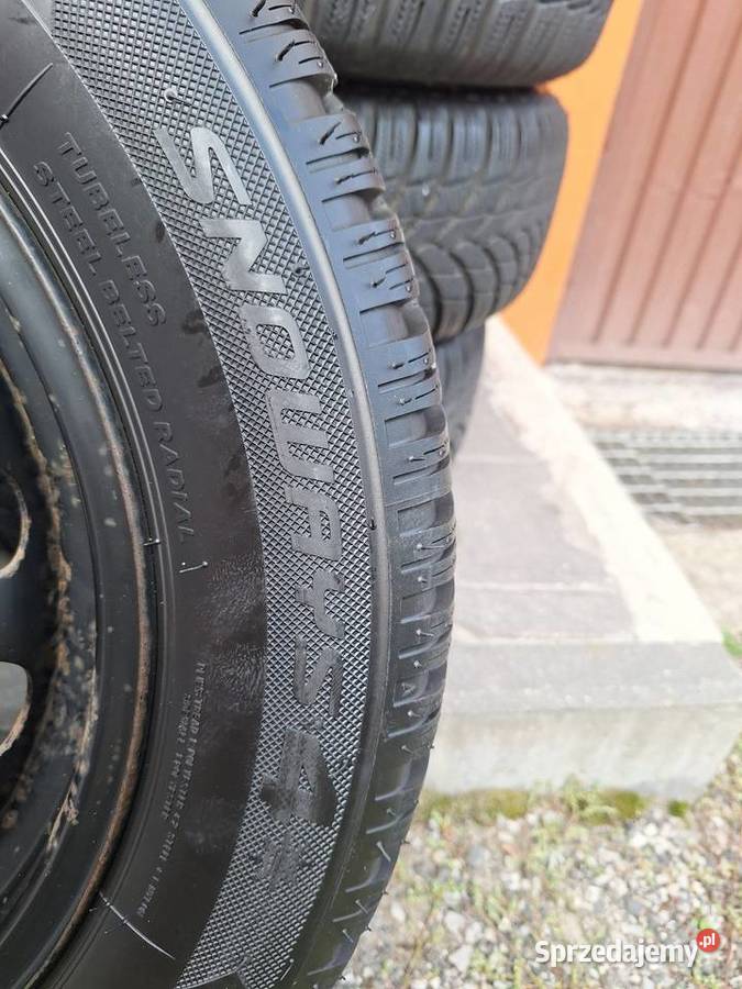 Koła Felgi Opony Zimowe Toyota Yaris III 1756515 Kranów