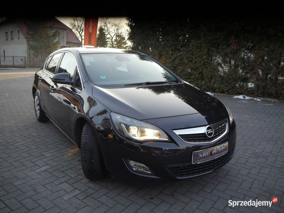 Opel Astra 16t Xenon Stan b 100Bezwypadkowy autoalarm śląskie Częstochowa