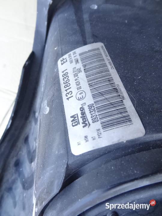 LAMPA LEWA PRZEDNIA PRZÓD OPEL CORSA D 13186381
