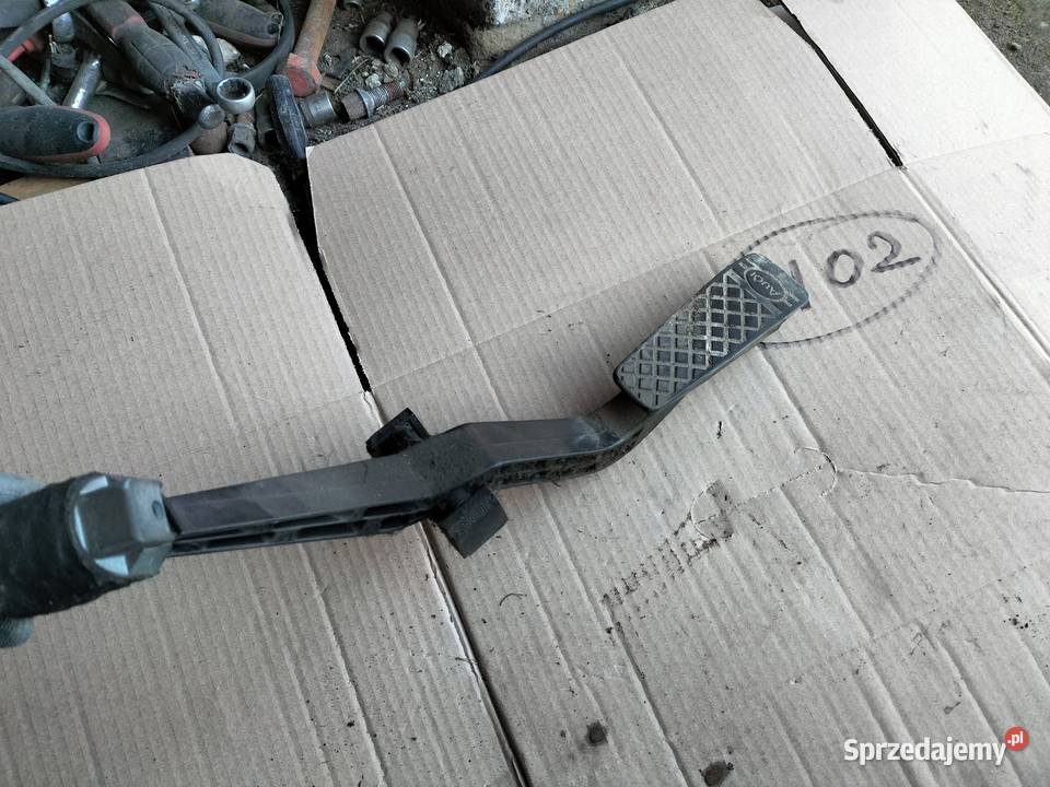 AUDI 80 B3 80B3 80B4 80 B4 PEDAŁ GAZU osobowe Kamień-Kolonia