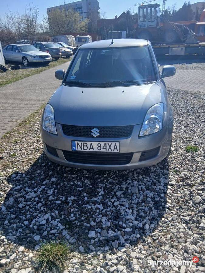 Suzuki swift benzyna uszkodzony tył 92KM mazowieckie Warszawa
