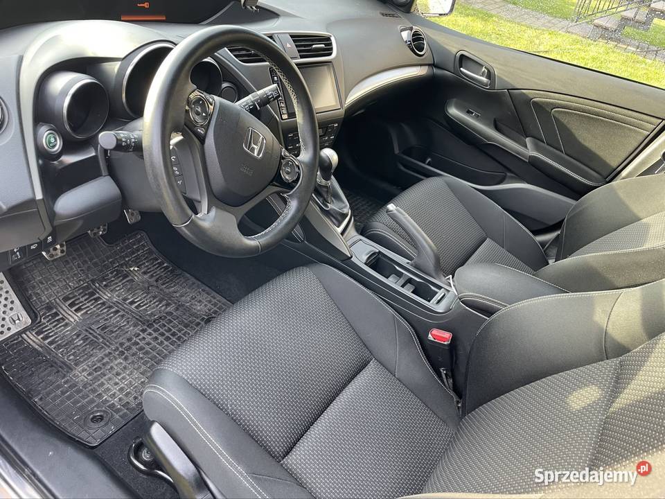 Honda Civic IX 18 benzyna